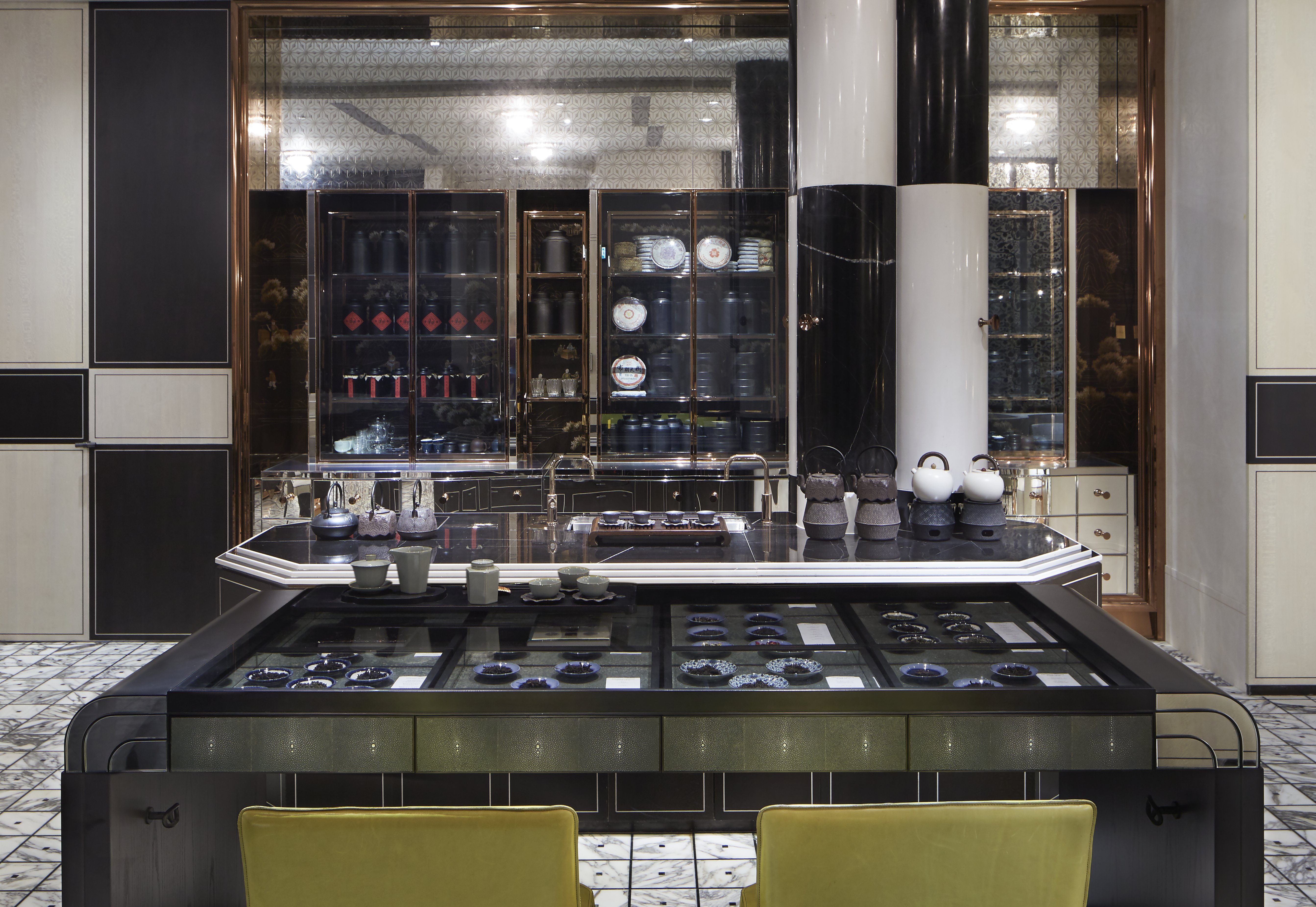Rosewood Hong Kong 36/85