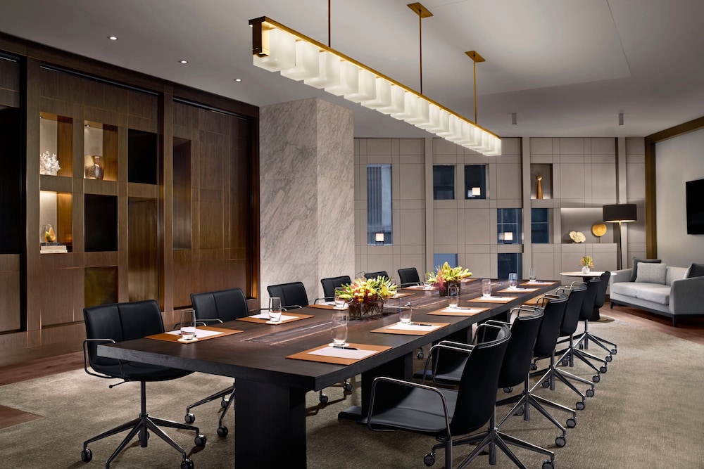 The Ritz-Carlton, Melbourne 35/48