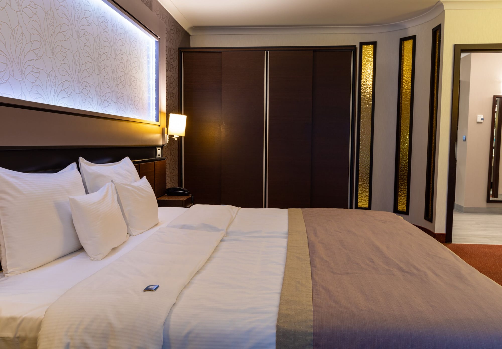 2 BEDROOMS, APARTMENT