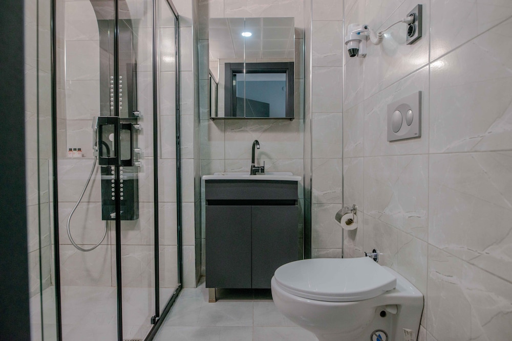 Ruby Hotel 43/46