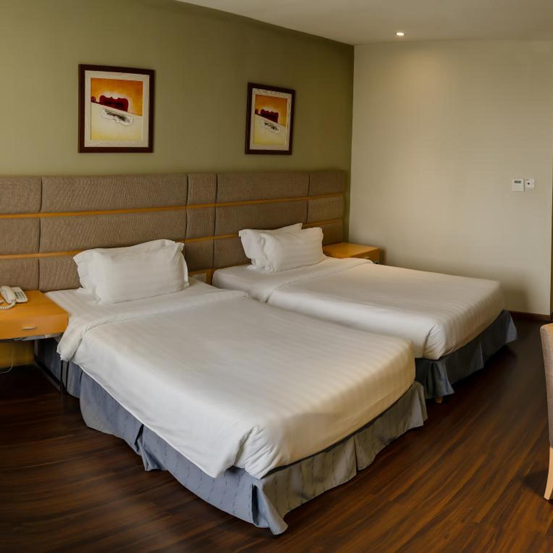 Seri Simanggang Hotel 5/40