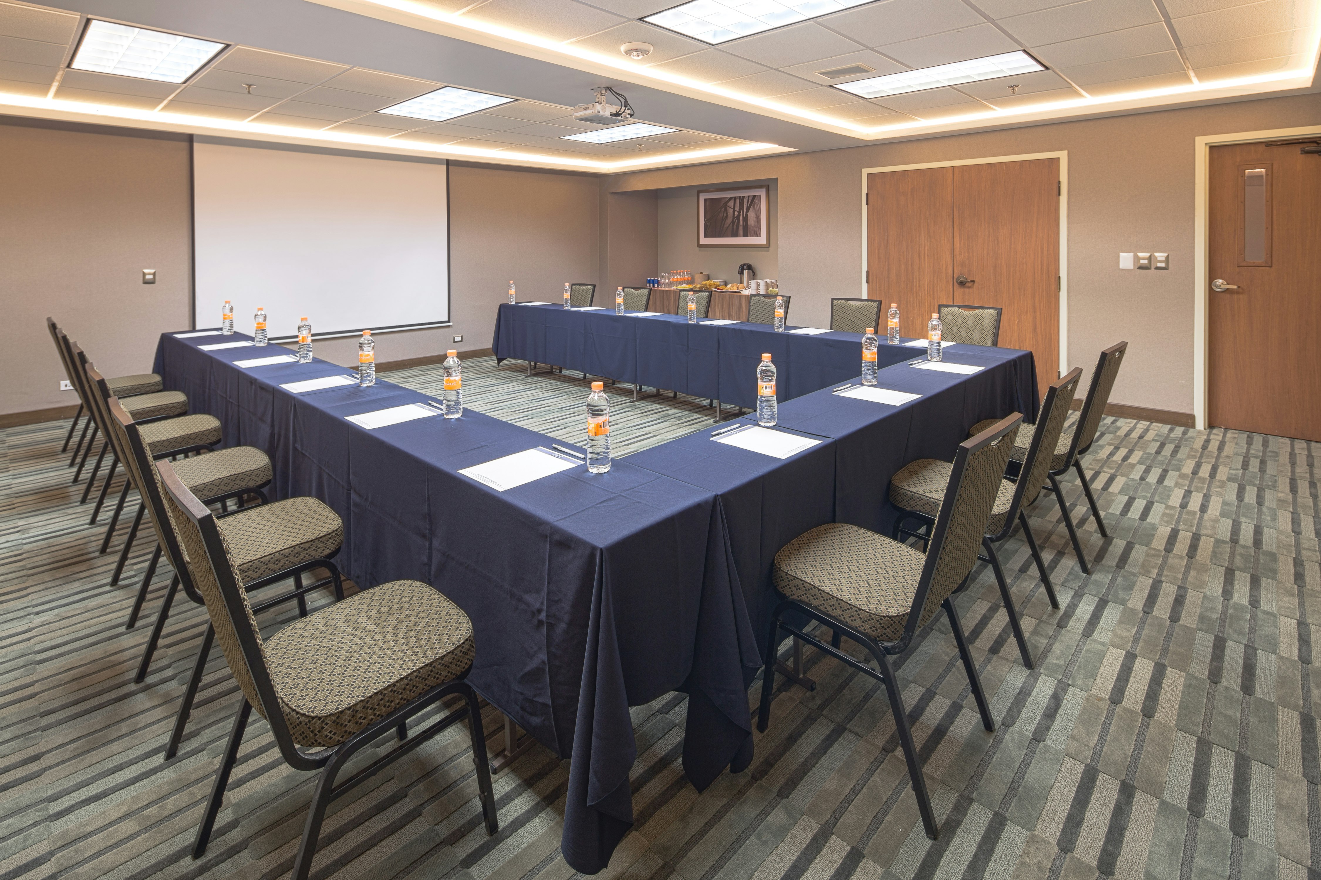 Hampton Inn by Hilton Monterrey Galerias Obispado 64/72