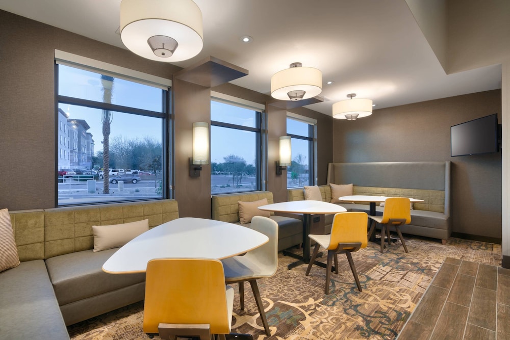 Residence Inn by Marriott Phoenix West/Avondale 30/53
