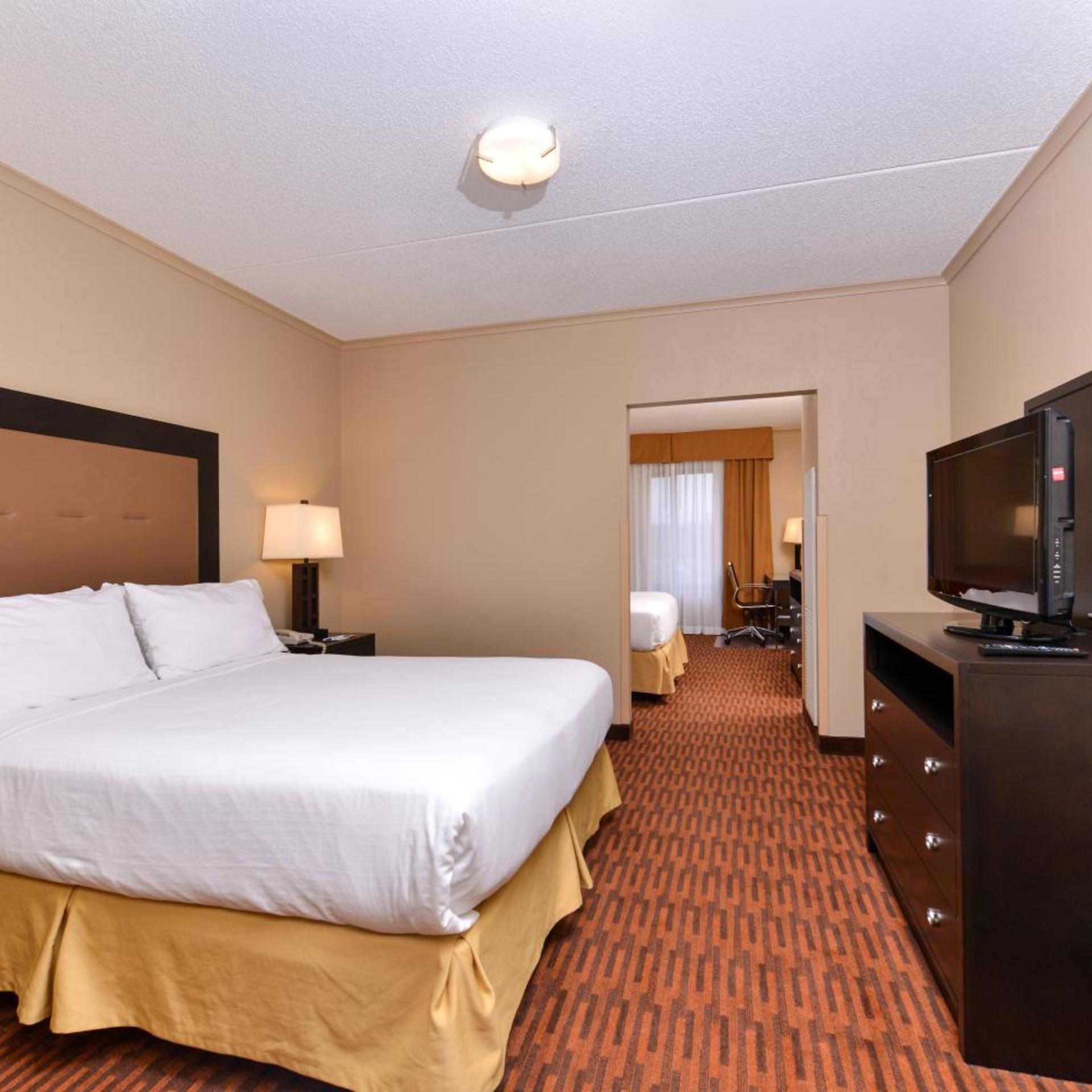 1 Bedroom, Suite, 2 Beds