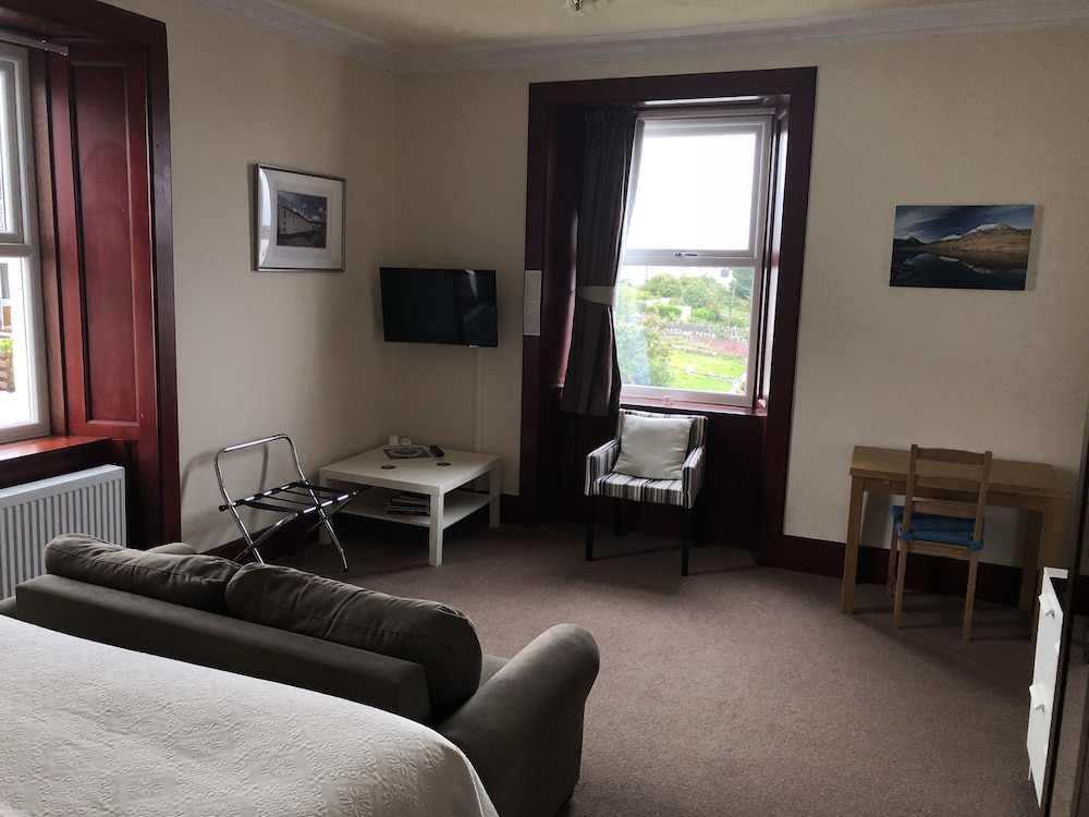 The Bowmore House Bed and Breakfast 14/36