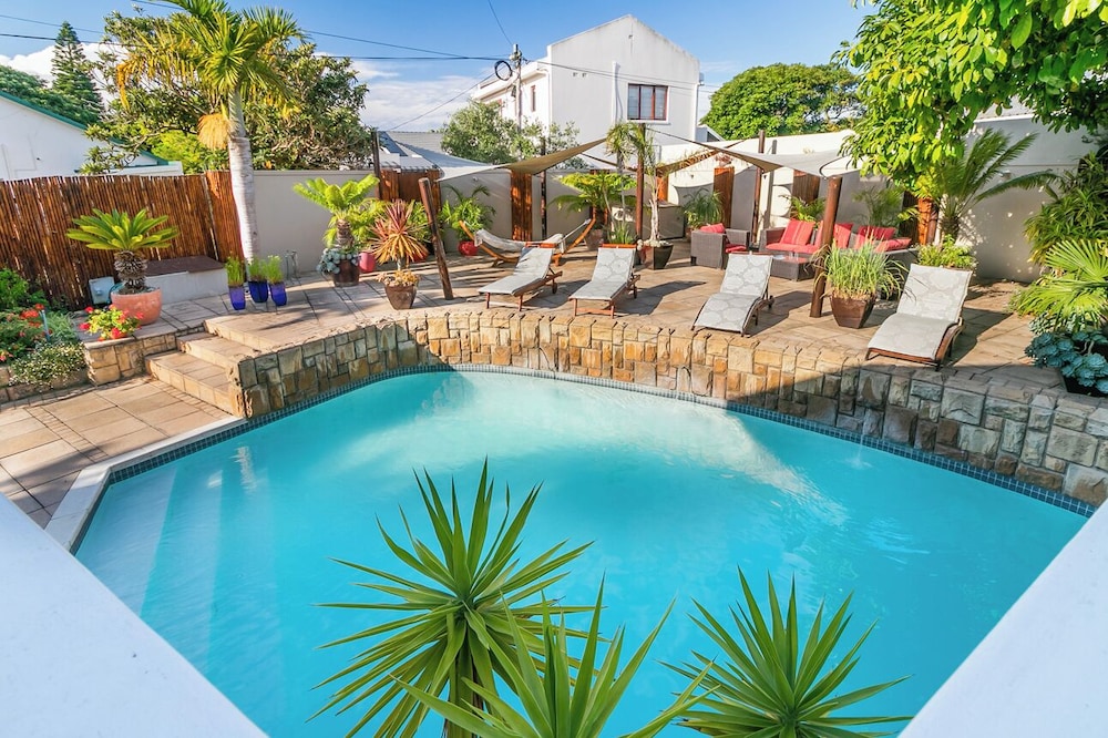 African Breeze Guesthouse 40/50