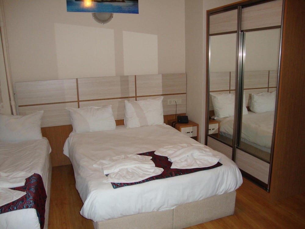 Royal Suites Besiktas Hotel 27/67