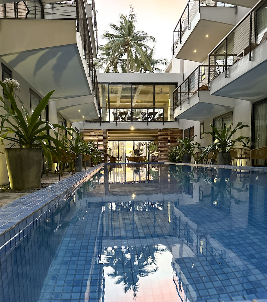 Banana Bay Boracay 40/63