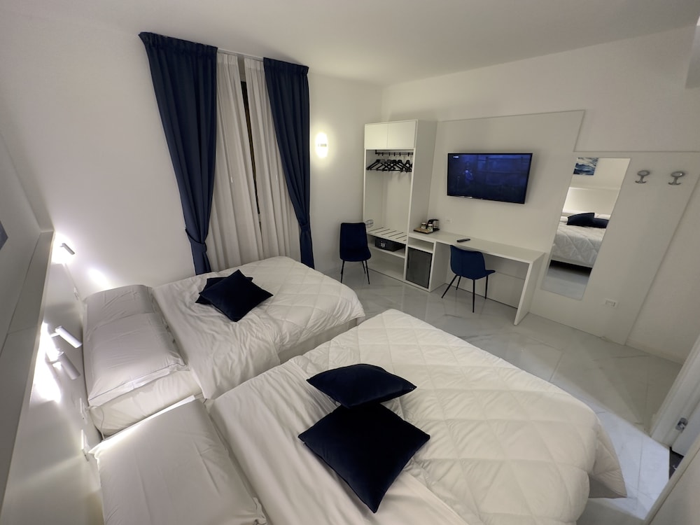 Hotel Smart Cruise 8/20