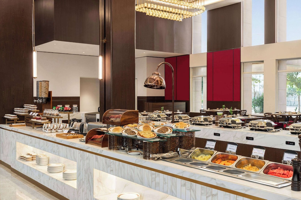Ramada by Wyndham Ahmedabad Narendra Modi Stadium Motera 35/49