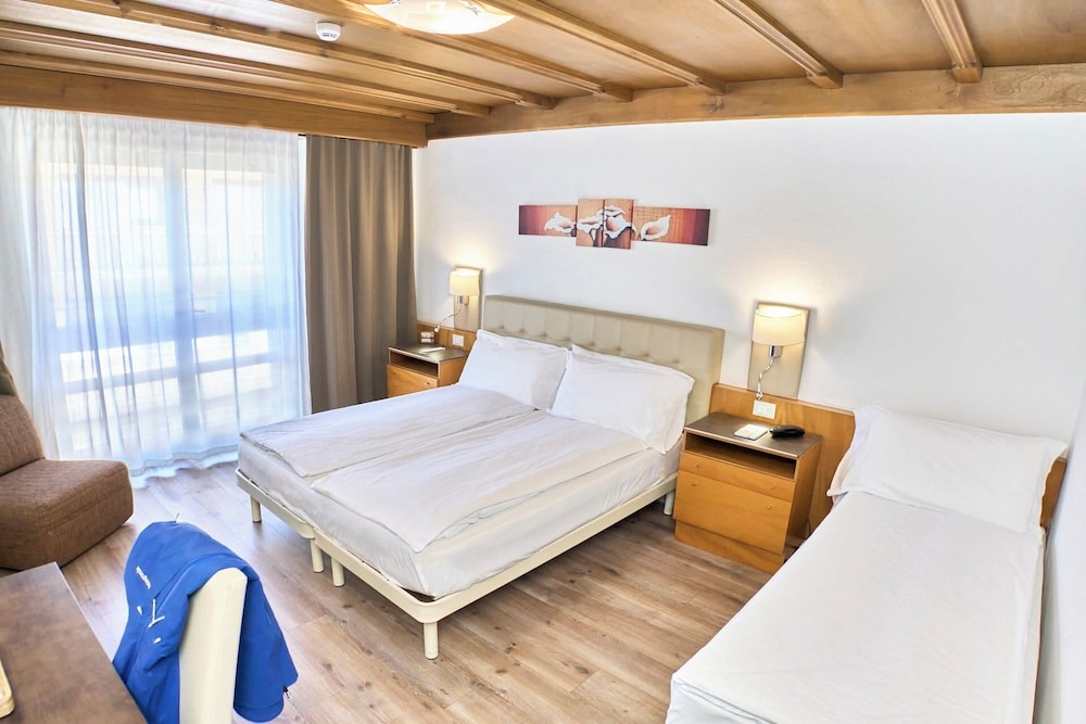 Hotel Trento 13/70