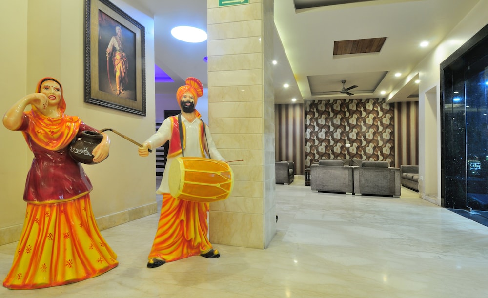 Oyo 11352 Hotel Shanti Villa 3/61