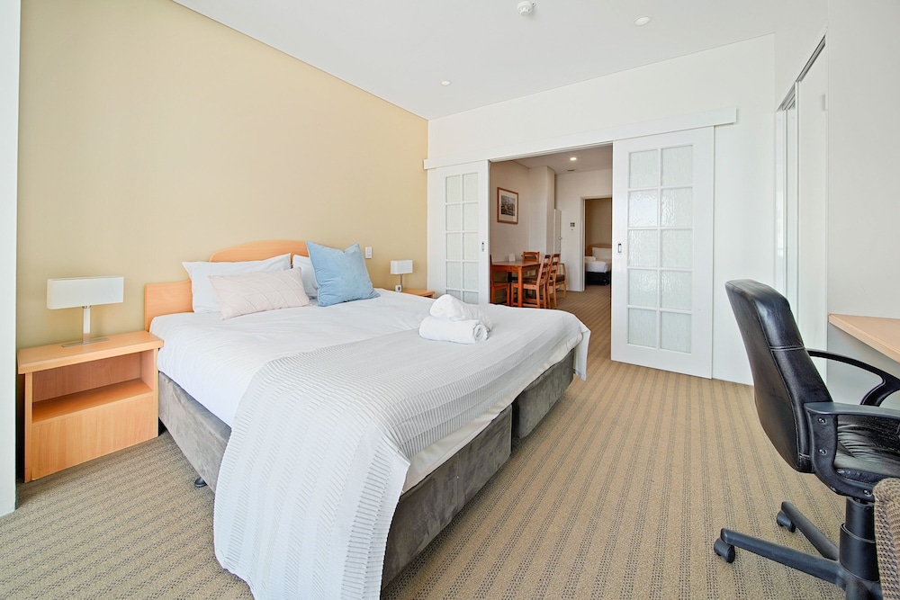 All Suites Perth 24/94