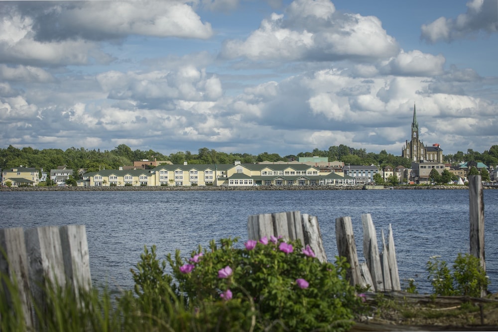 Rodd Miramichi 61/69