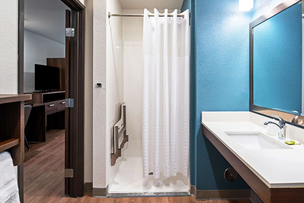 WoodSpring Suites Reno Sparks 36/38