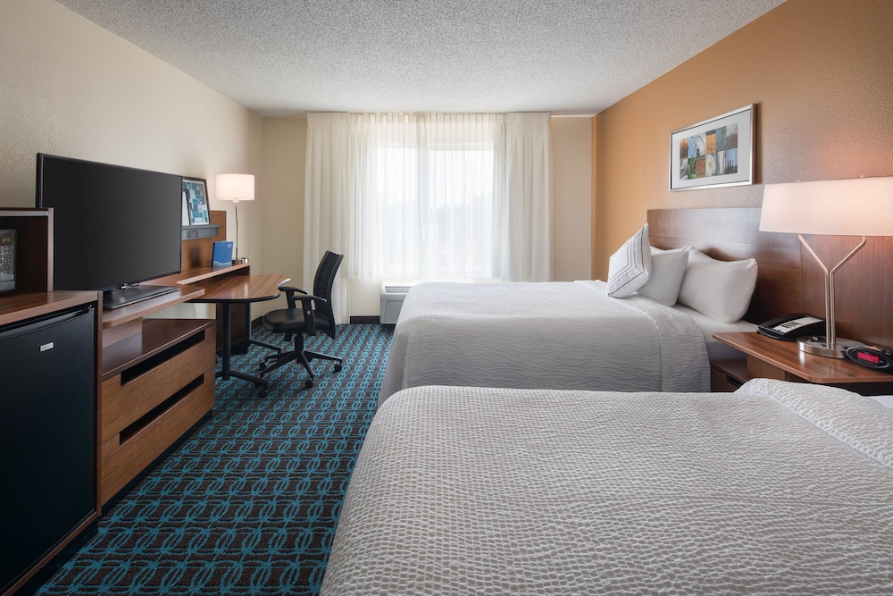 Fairfield Inn Suites By Marriott Fort Collins Loveland 11/38