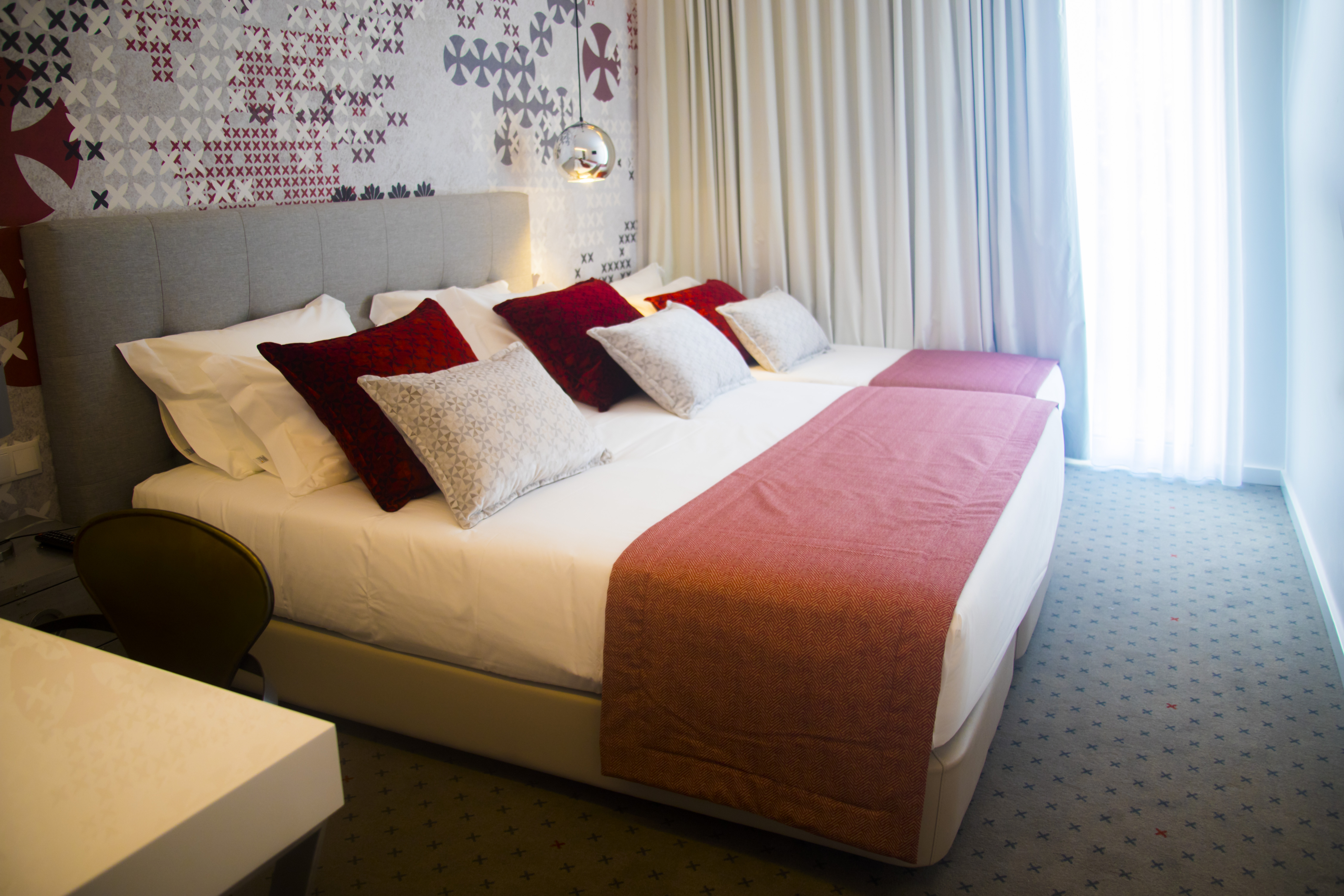 Room, Triple
