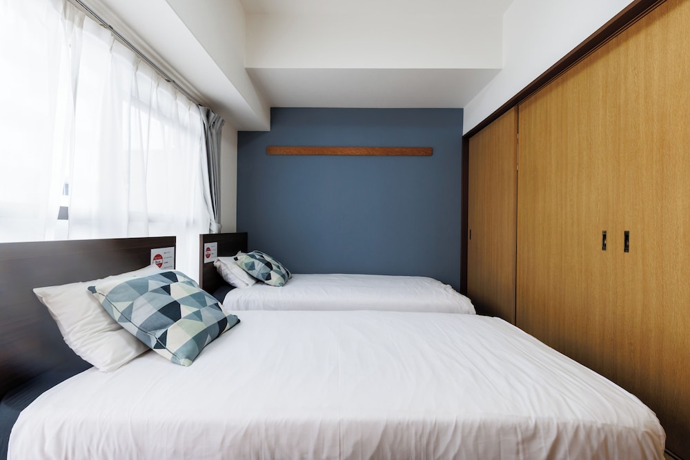 Grande Famille Shimanouchi Dotombori Condo 12/50