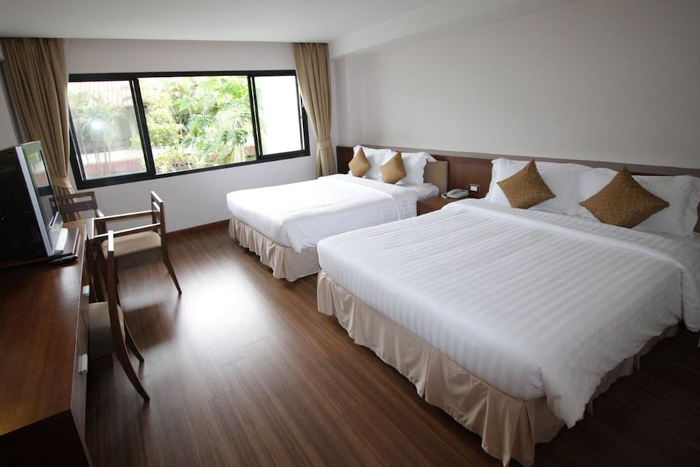 HIRAN RESIDENCE 16/58