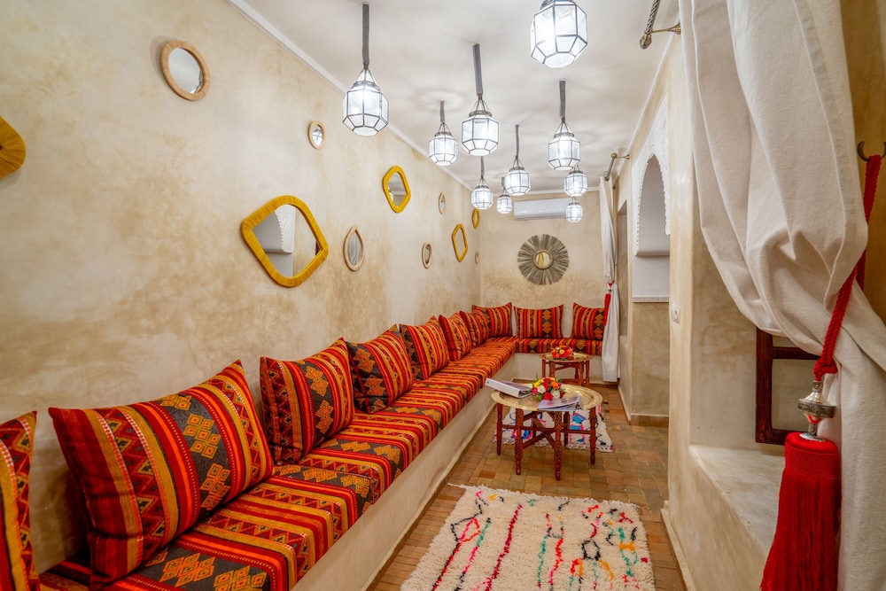 Riad les etoiles berberes 44/65