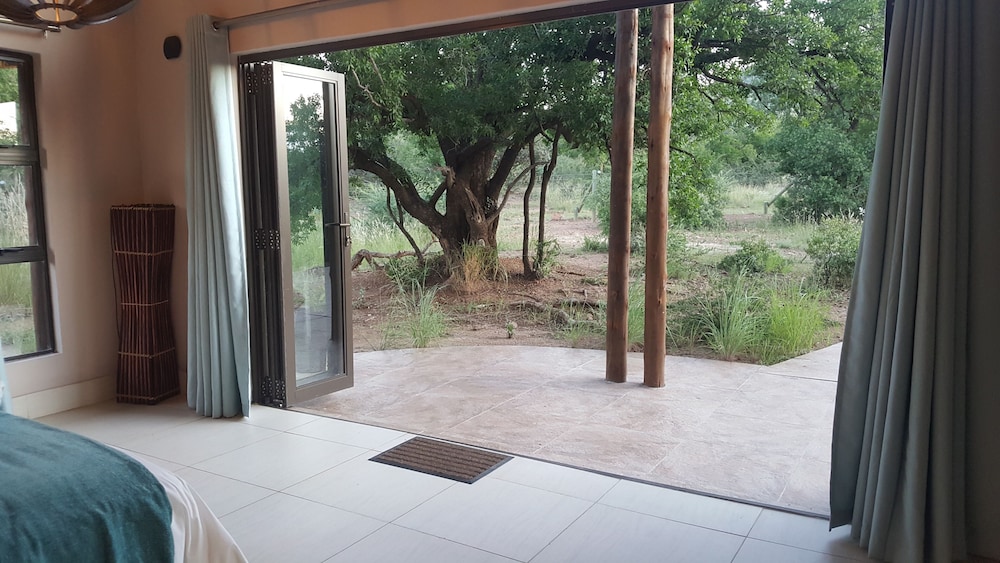 Morokolo Safari Lodge 26/82