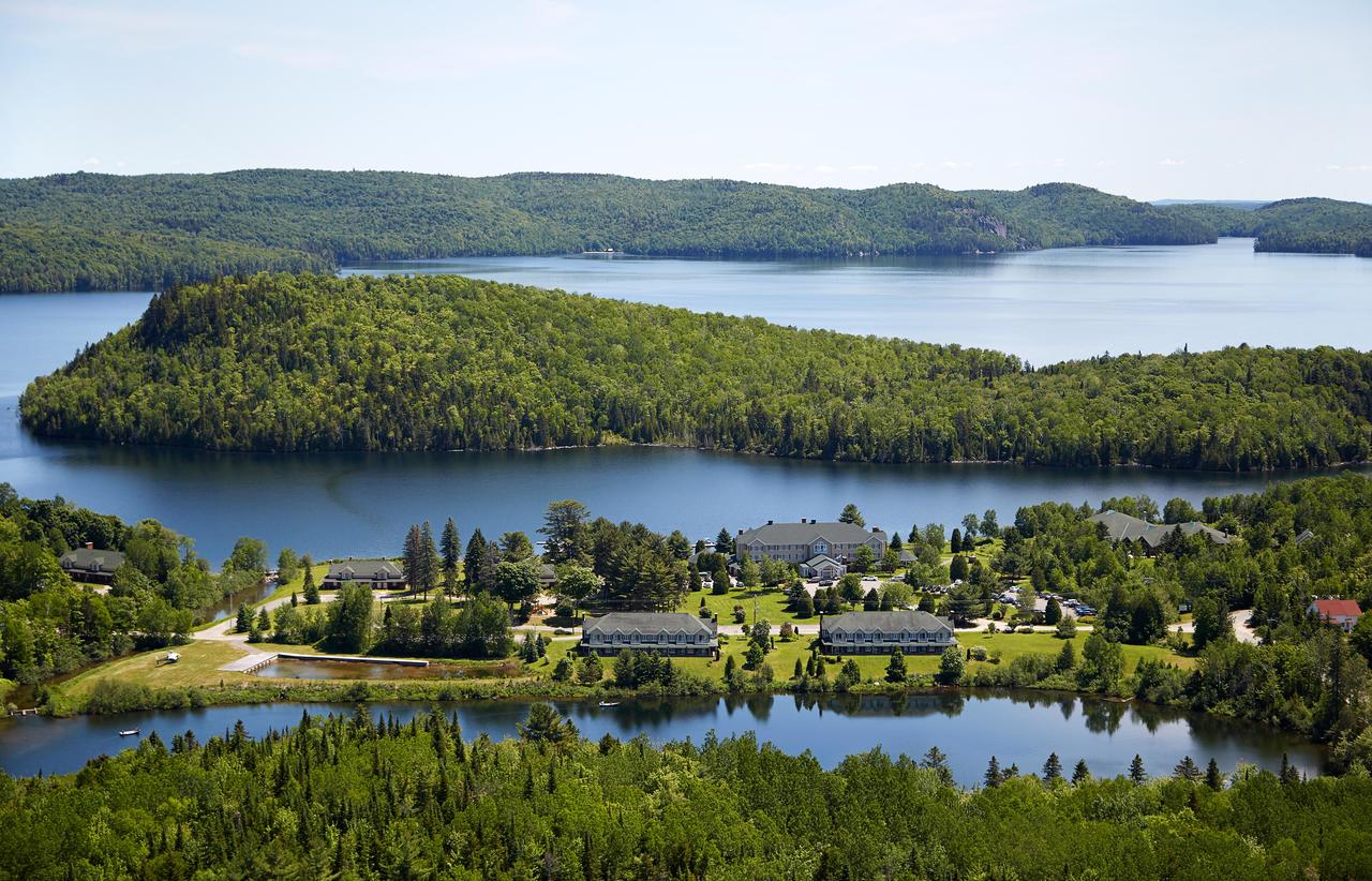Auberge du Lac-a-l'Eau-Claire 20/28