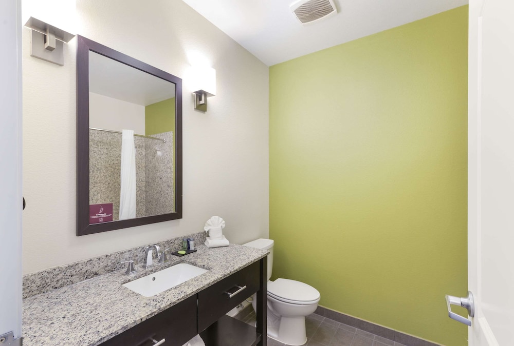Sleep Inn and Suites Midland West 10/42