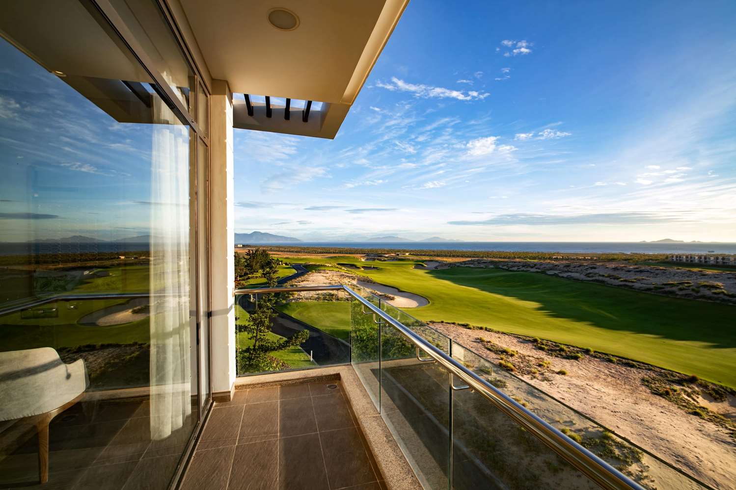 Wyndham Grand KN Paradise Cam Ranh 35/44