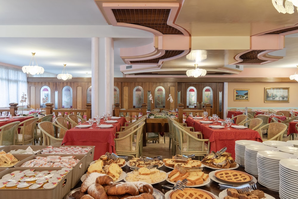Park Hotel Oasi 61/71