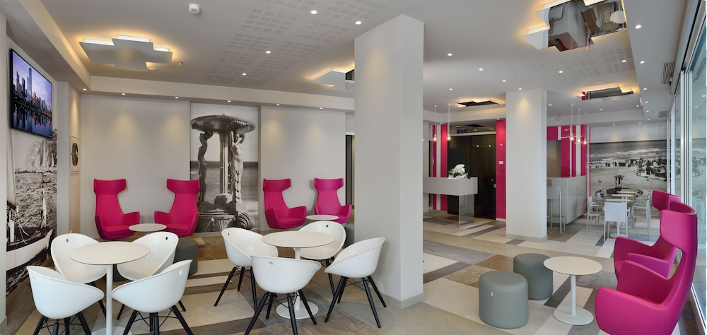 Embassy Hotel & Spa 27/43