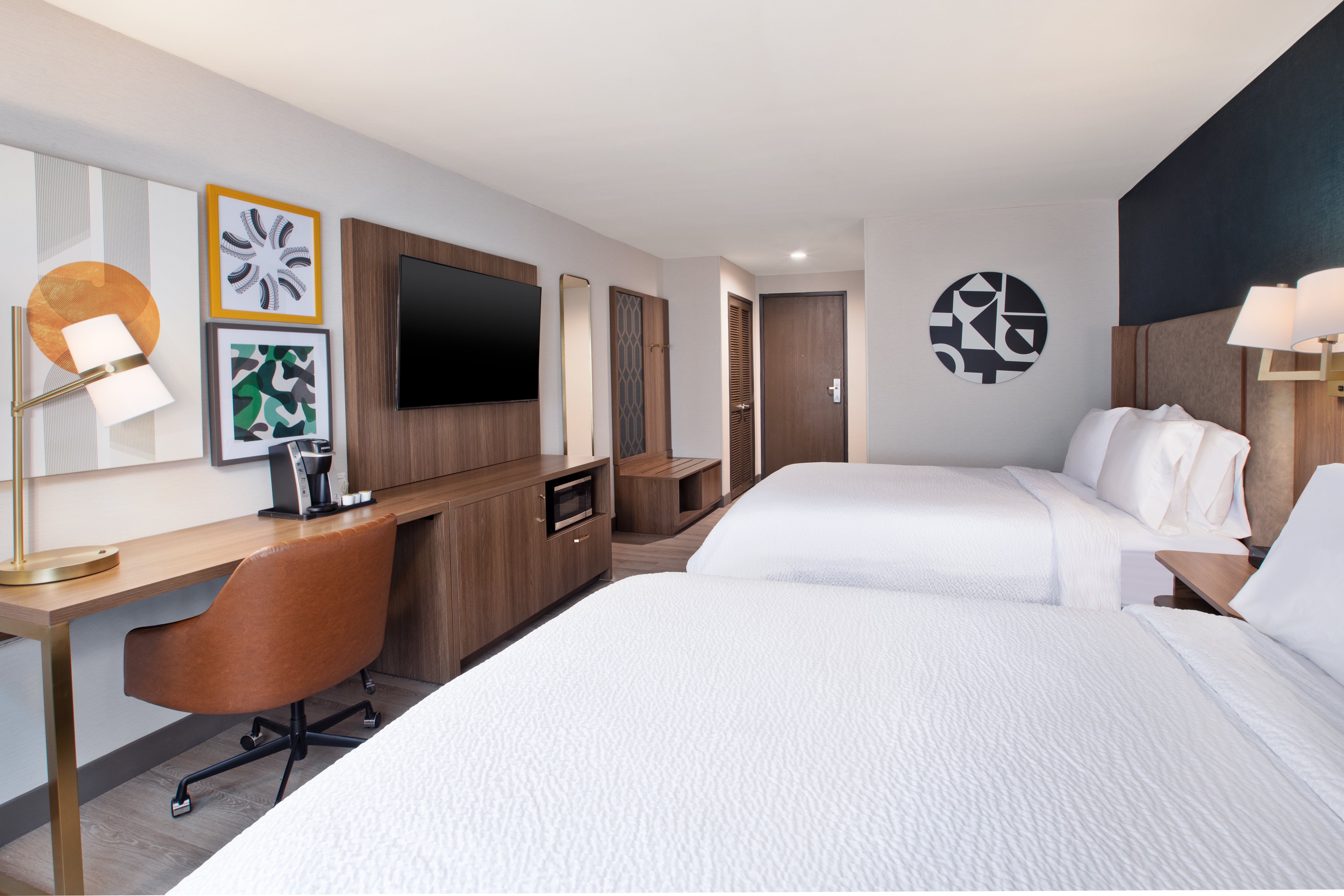 Holiday Inn Ontario Airport 27/73