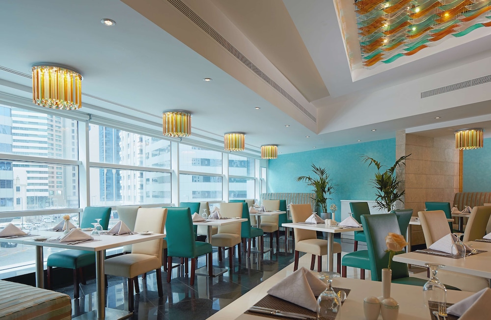 restaurant-cafeteria
