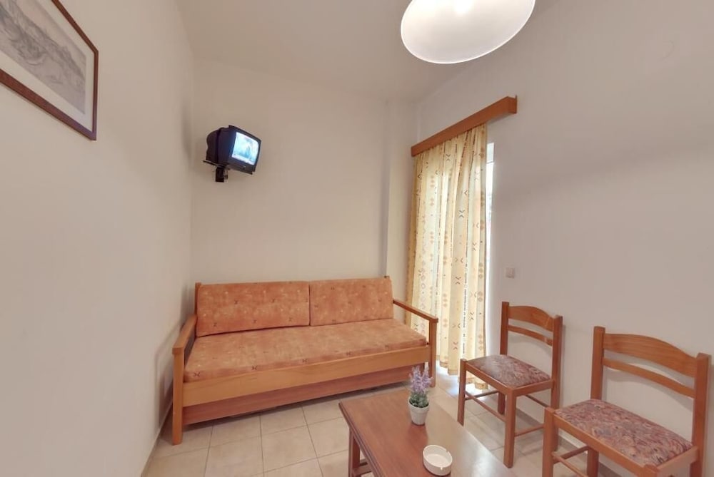 Marirena Hotel 25/41