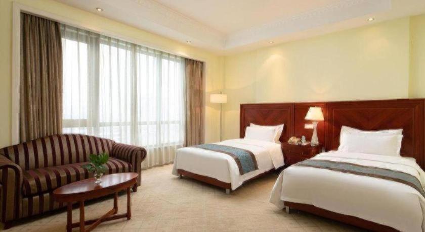 Jinling Tianming Grand Hotel 16/43
