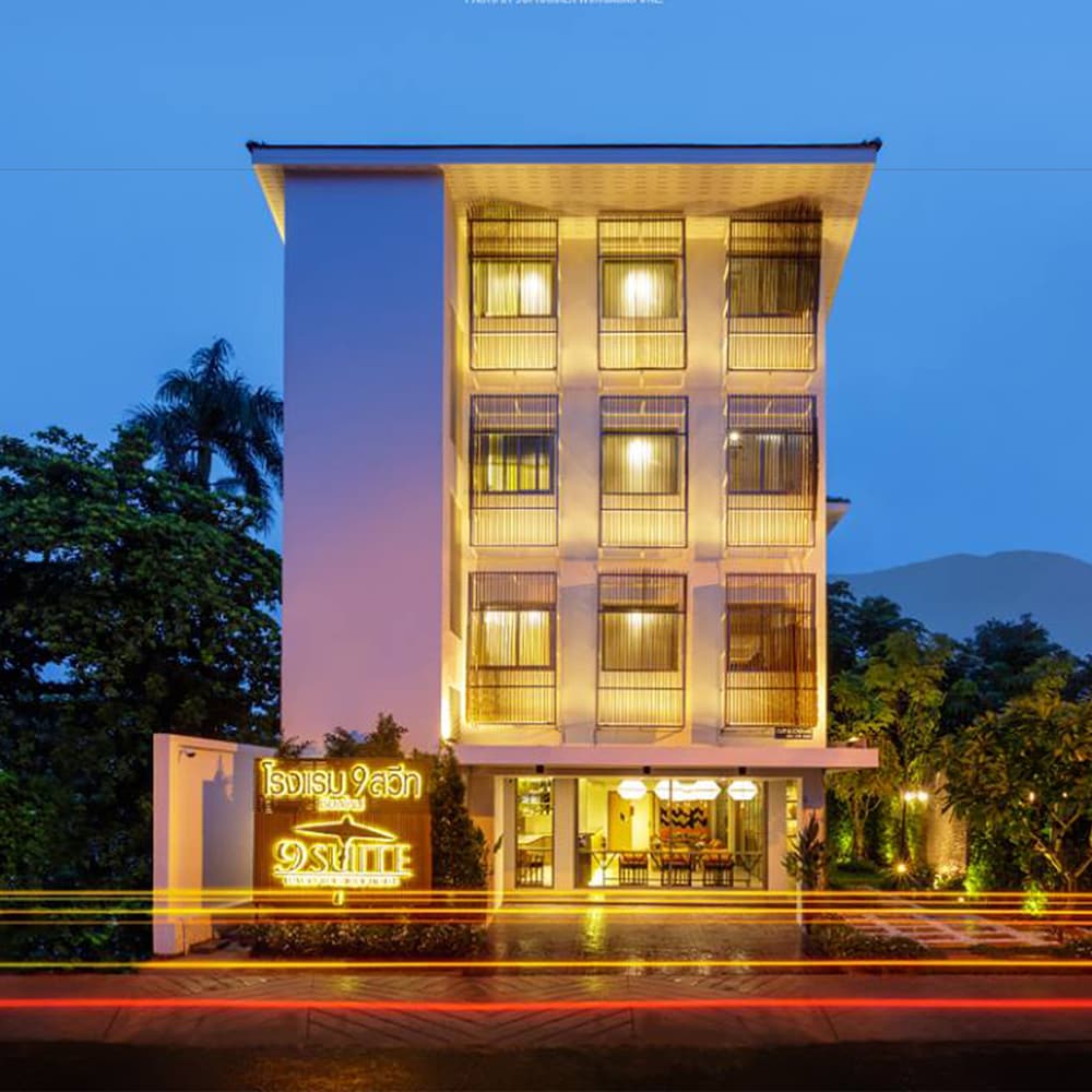 9 Suite Luxury Boutique Hotel 2/55