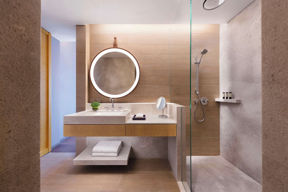 Andaz Singapore 66/69