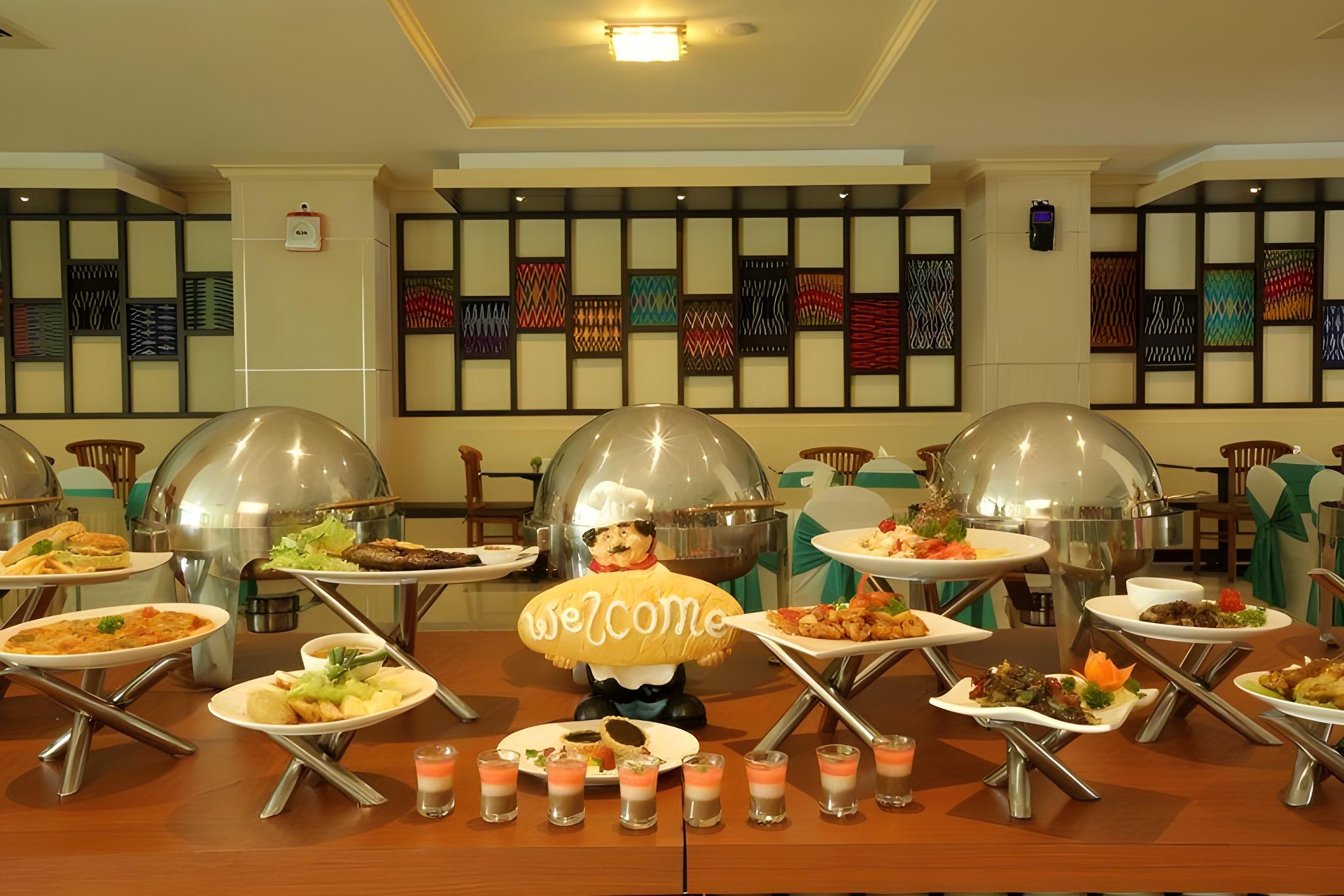 HOTEL PURI INDAH & CONVENTION 70/99
