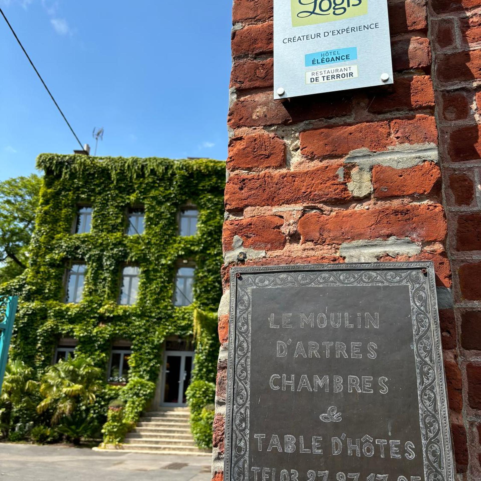 HOTEL LE MOULIN D'ARTRES 6/49