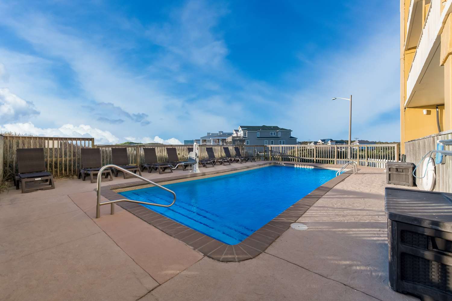 Comfort Inn South Oceanfront Nags Head, NC 20/34