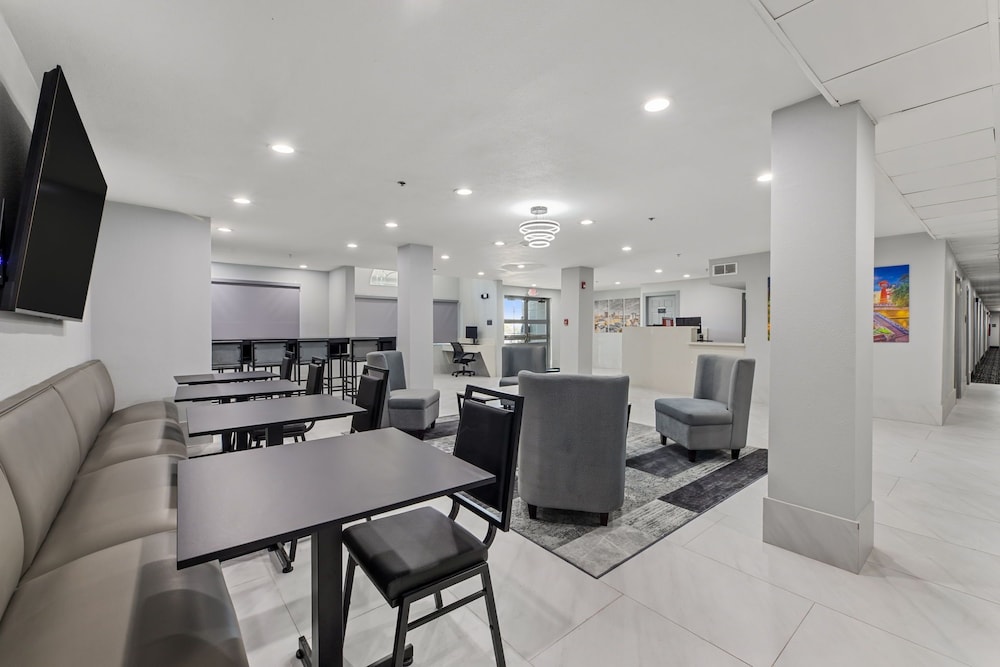 Baymont by Wyndham San Antonio Downtown 27/40