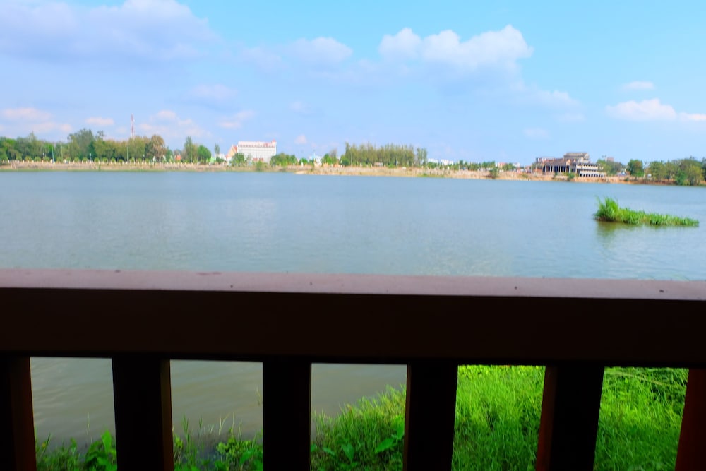 Techno Riverview Resort 35/42
