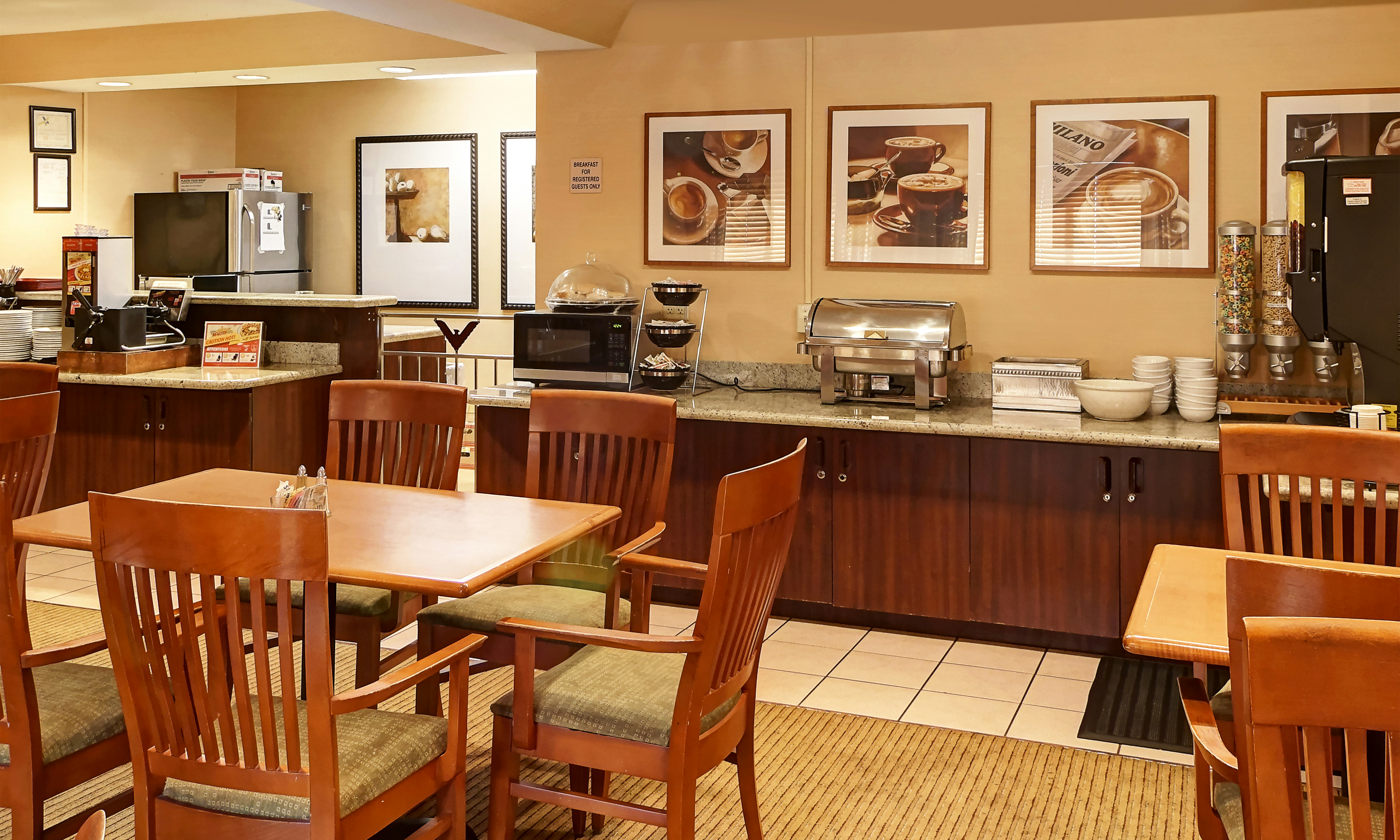 Phoenix Inn Suites South Salem 38/57