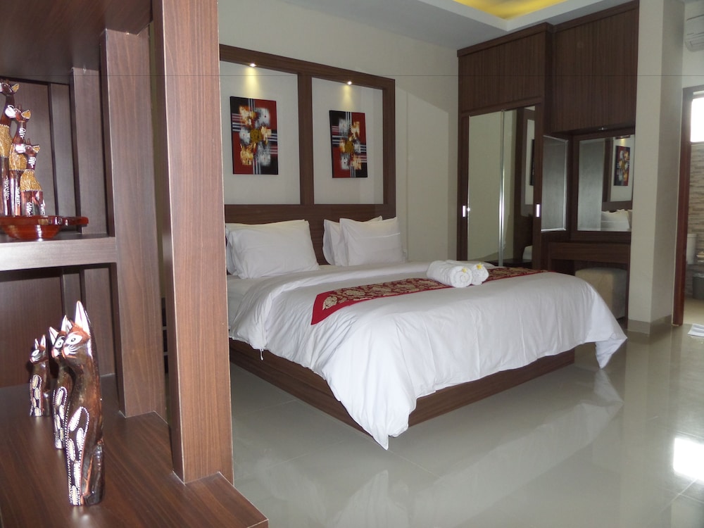 Royal Majesty Villas 31/71