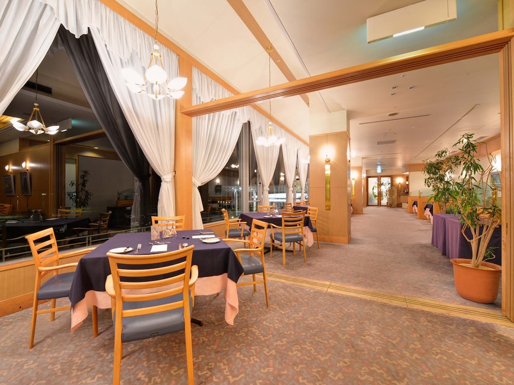 Gamagori Onsen Hotel Takeshima 10/18