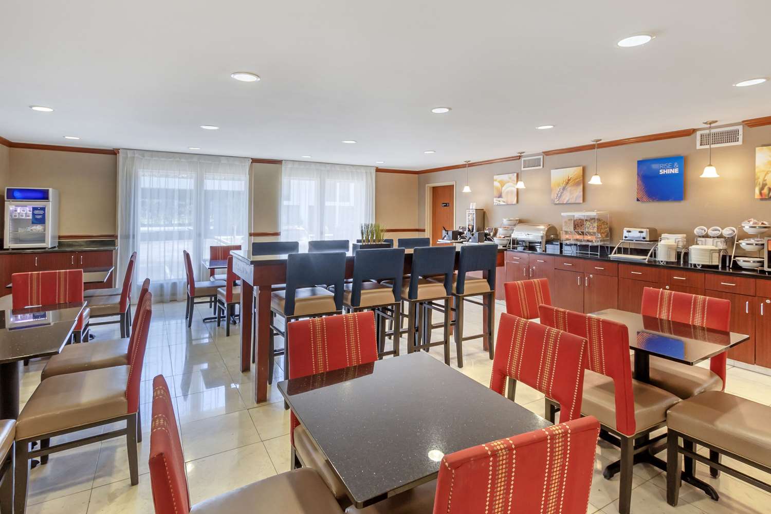 Comfort Inn & Suites Charleston Airport Convention Center 26/41