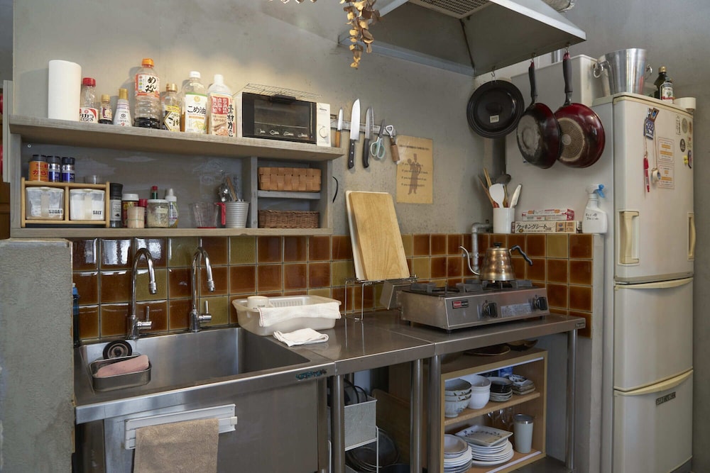 Untapped Hostel 47/57