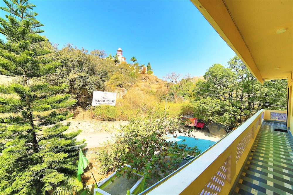 Shri Ganesh Hotel Mount Abu 34/36