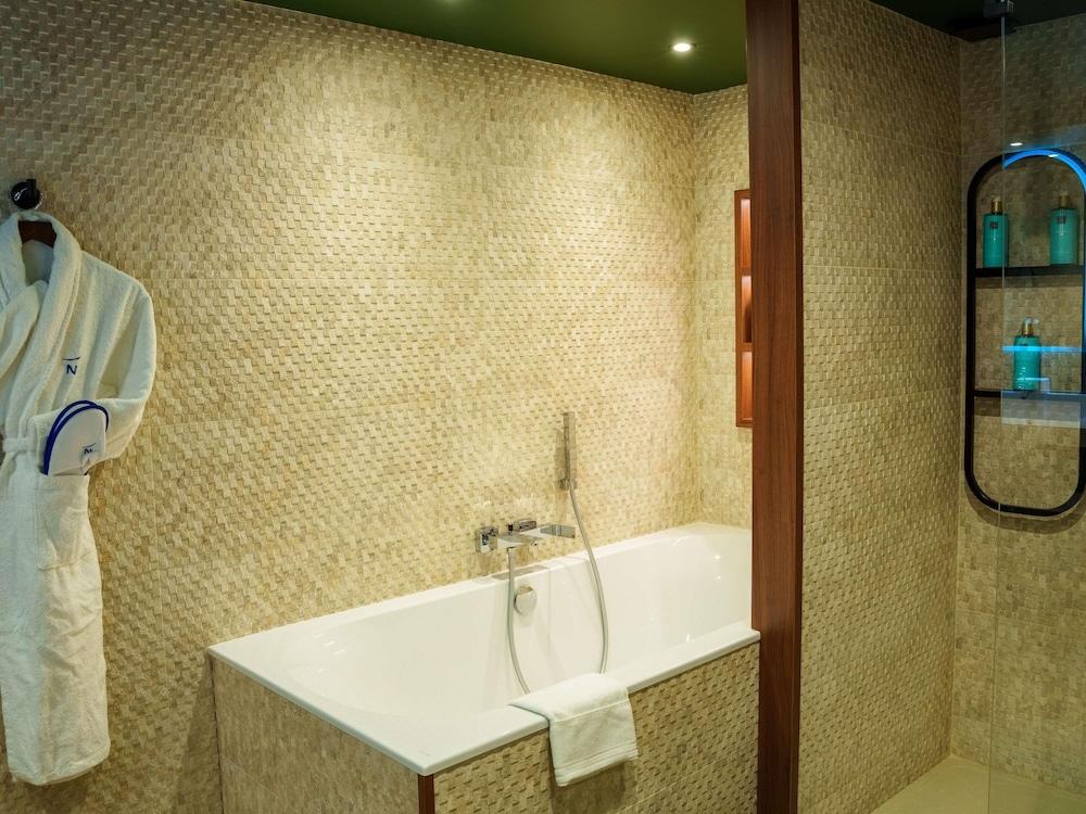 NOVOTEL AVIGNON NORD in AVIGNON