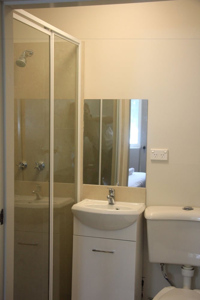 Greenwich Inn Sydney Hotel 19/48