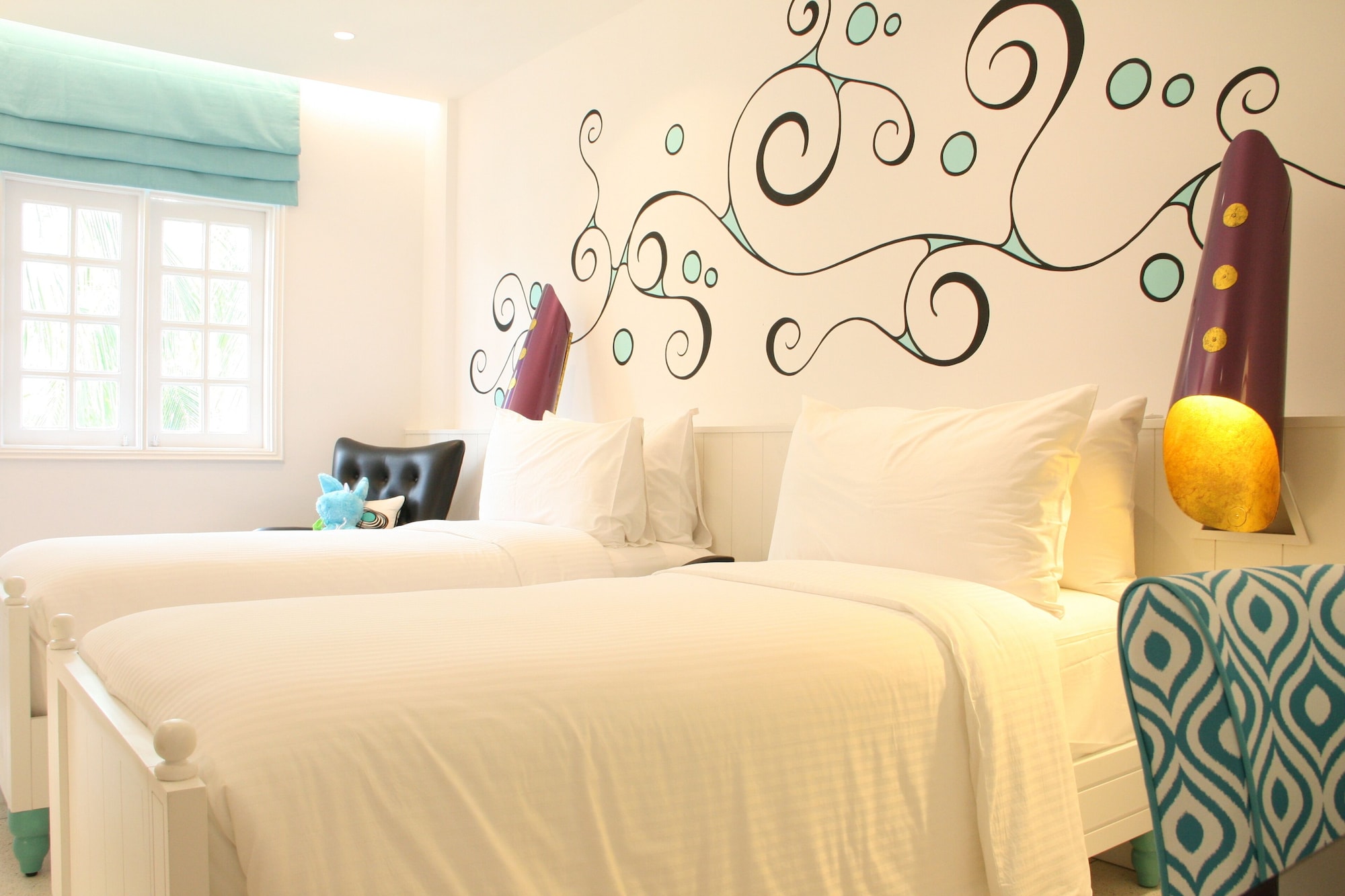 Dash Superior Twin Bed Room